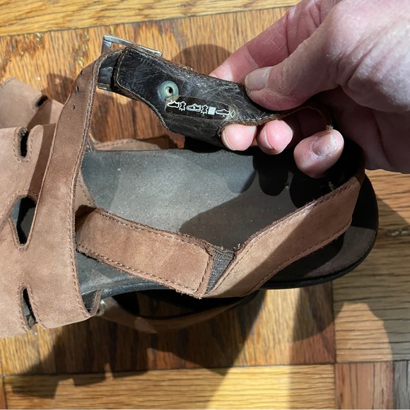 Mephisto Leather Strappy Comfort Sandals, size 39 / US 8.5-9.  EUC - Picture 7 of 10